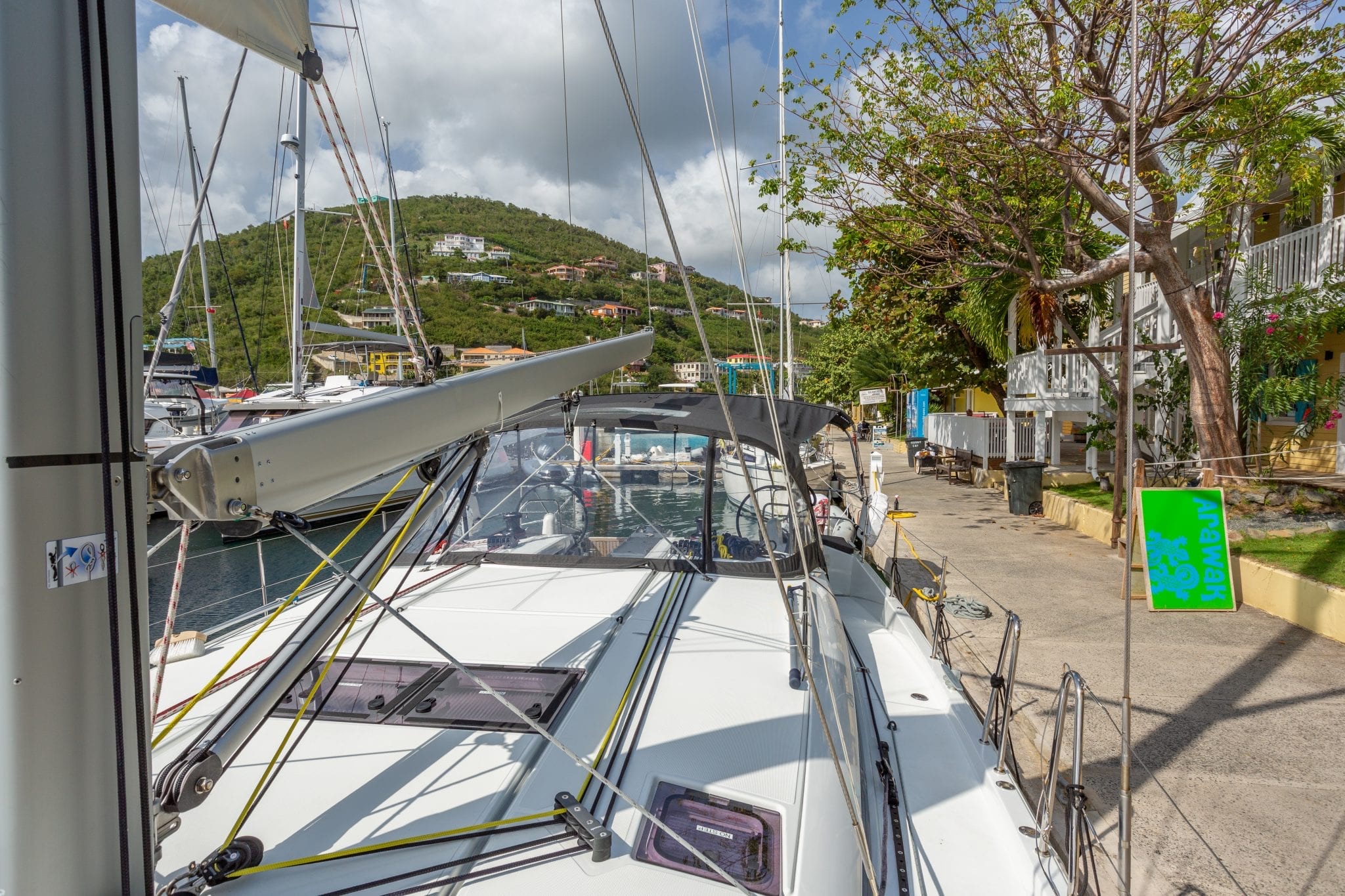 Sun Odyssey 490 - 4 + 1 cab. — photo 20