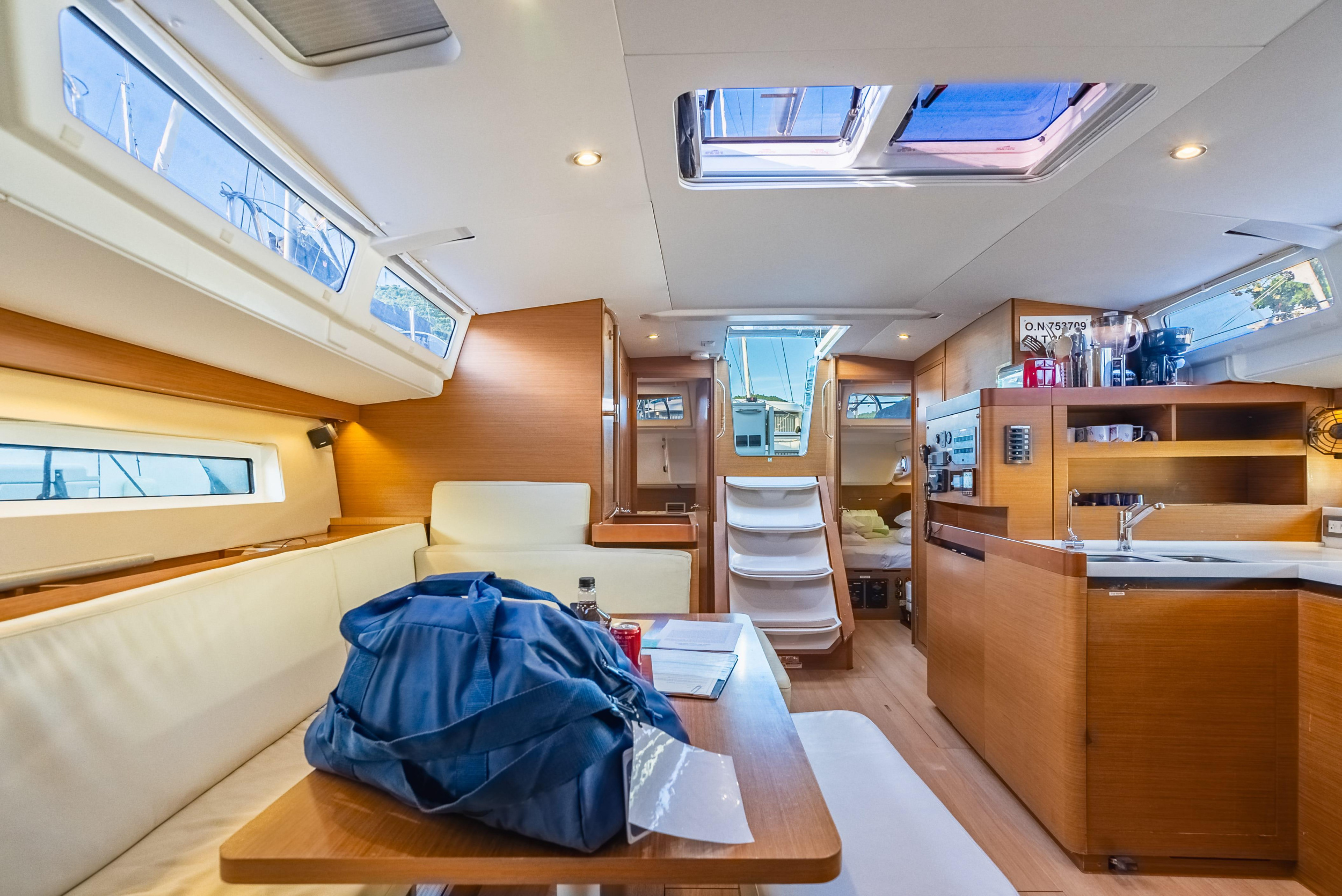 Sun Odyssey 490 - 4 + 1 cab. — photo 28