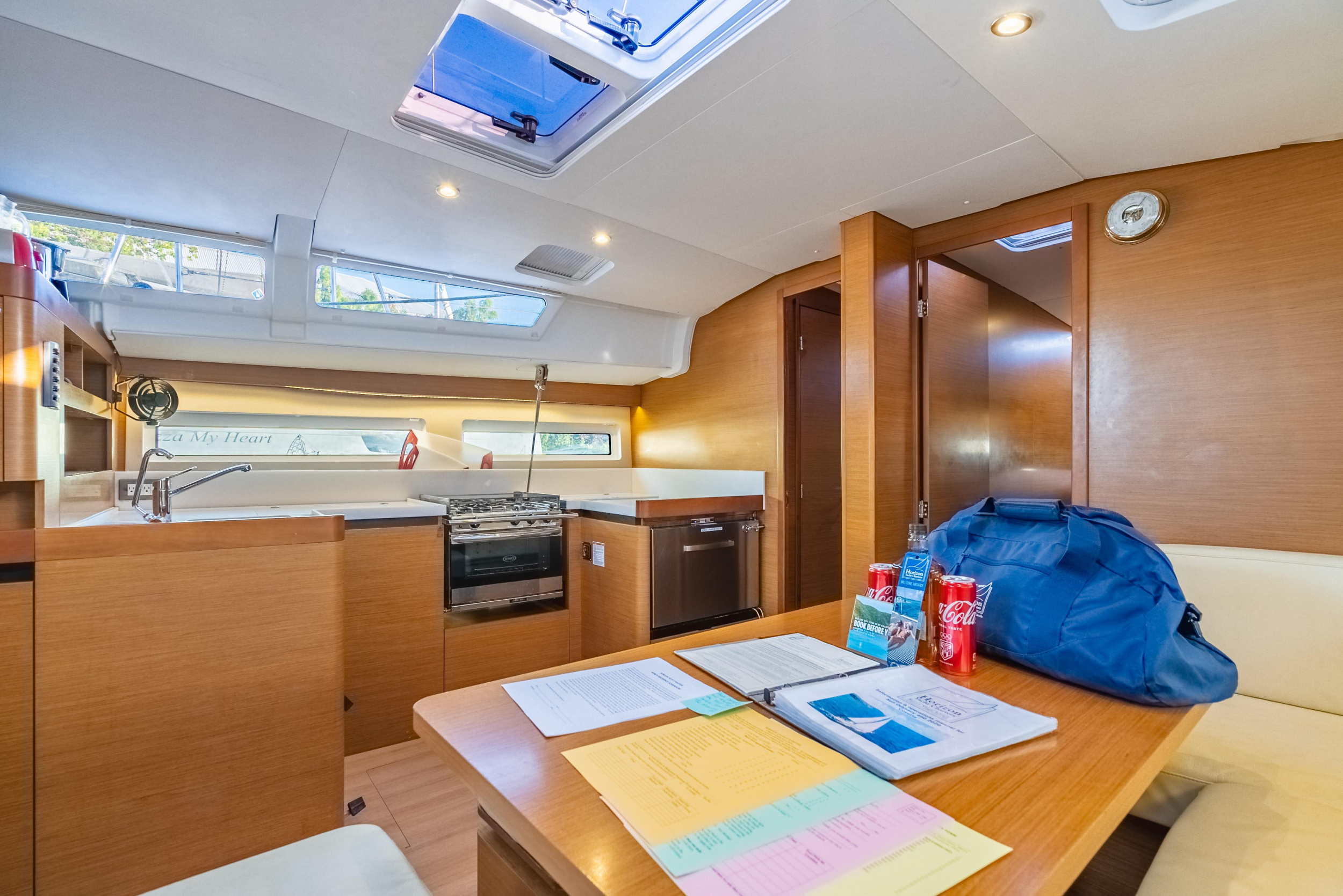 Sun Odyssey 490 - 4 + 1 cab. — photo 29