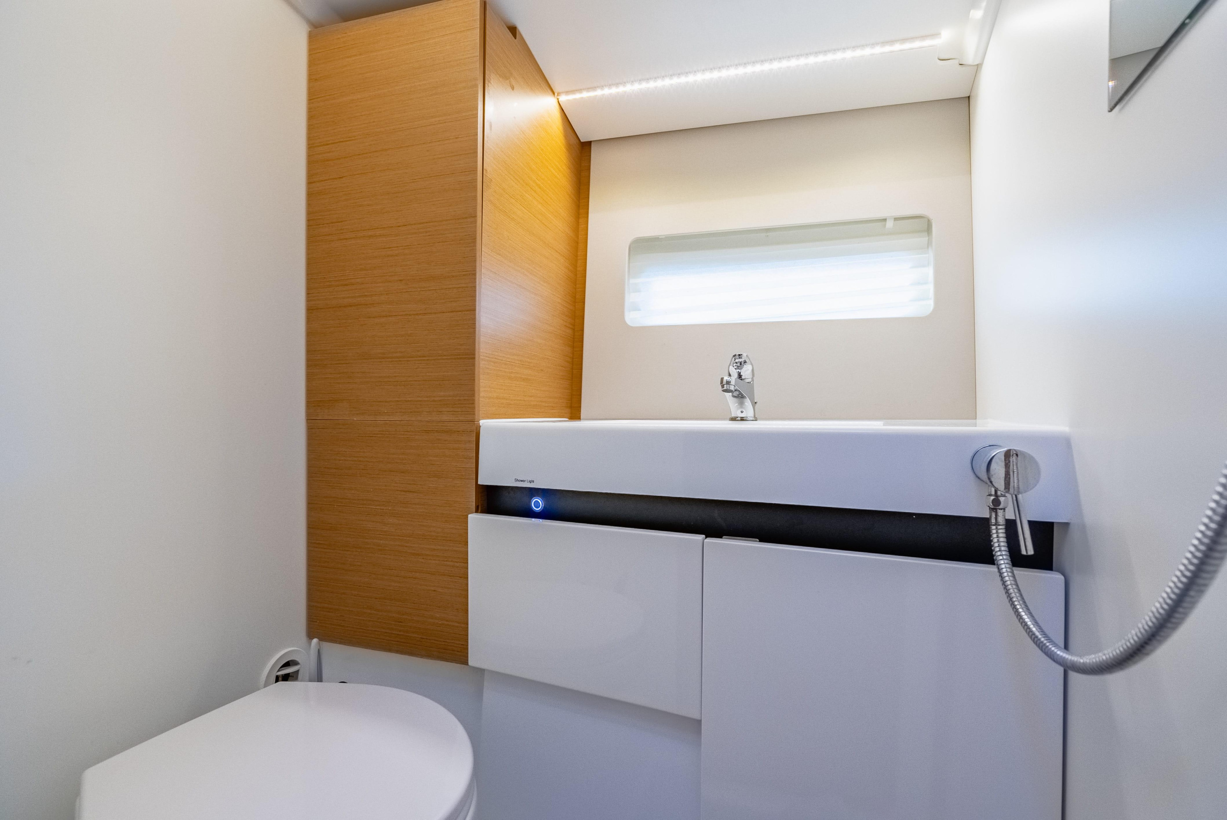 Sun Odyssey 490 - 4 + 1 cab. — photo 6