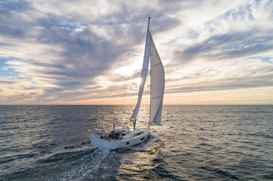 Oceanis 51.1 — photo 7