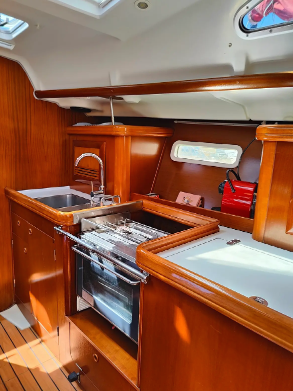 Oceanis Clipper 393 — photo 5
