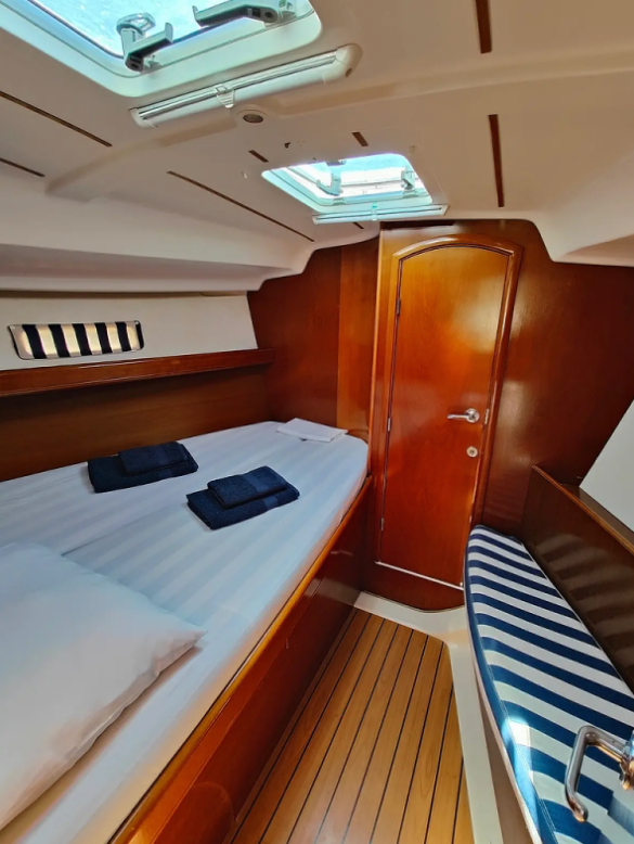 Oceanis Clipper 393 — photo 6