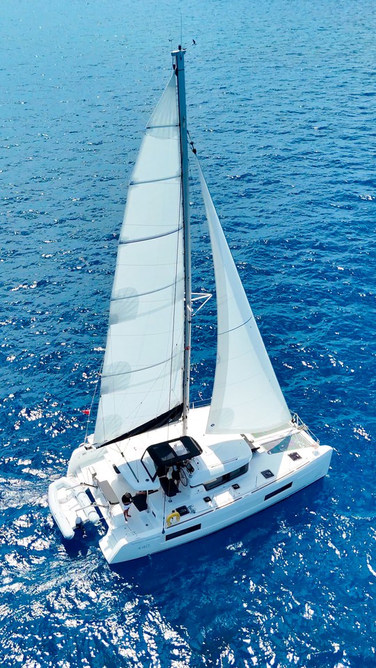 Lagoon 40 OW - 3 + 1 cab. — photo 10
