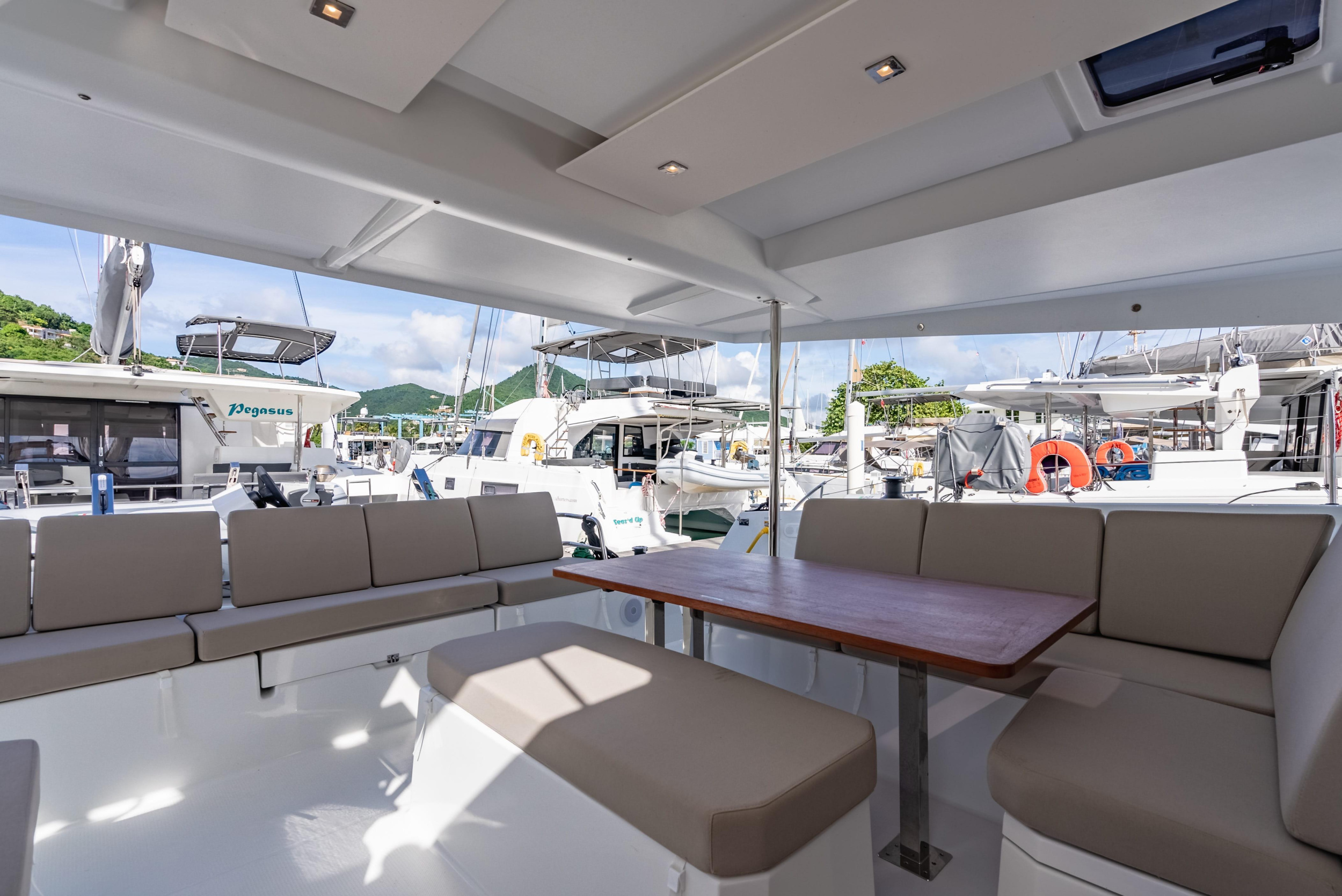 Fountaine Pajot Astrea 42 - 4 + 1 cab. — photo 15