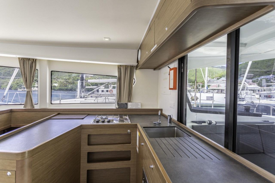 Fountaine Pajot Astrea 42 - 4 + 1 cab. — photo 20