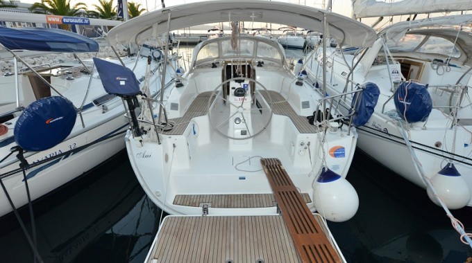 Bavaria Cruiser 33 — photo 3