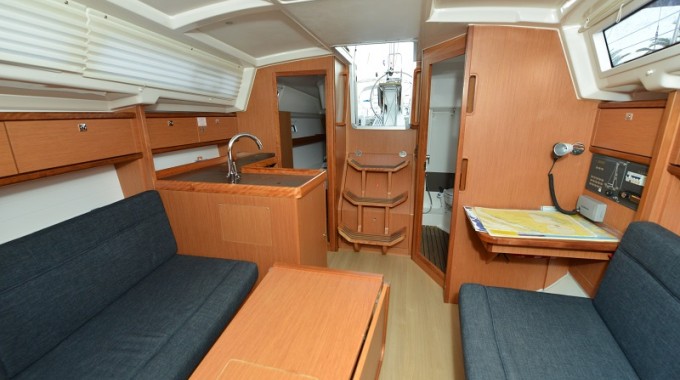 Bavaria Cruiser 33 — photo 6
