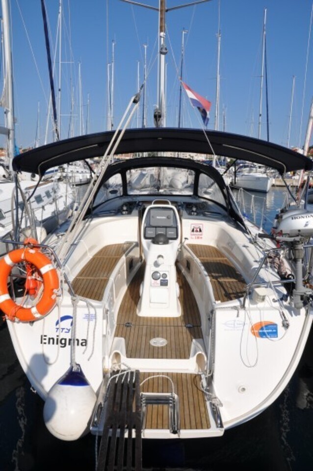 Bavaria 38 Cruiser — photo 1