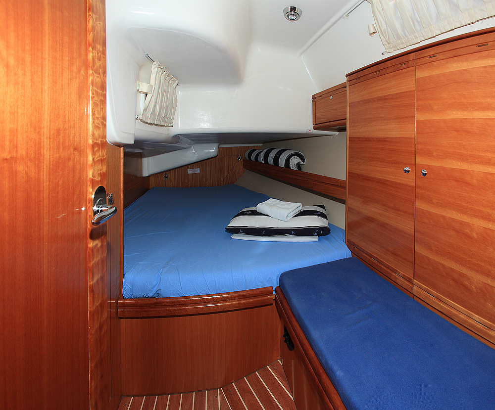 Bavaria 40 Cruiser — photo 13