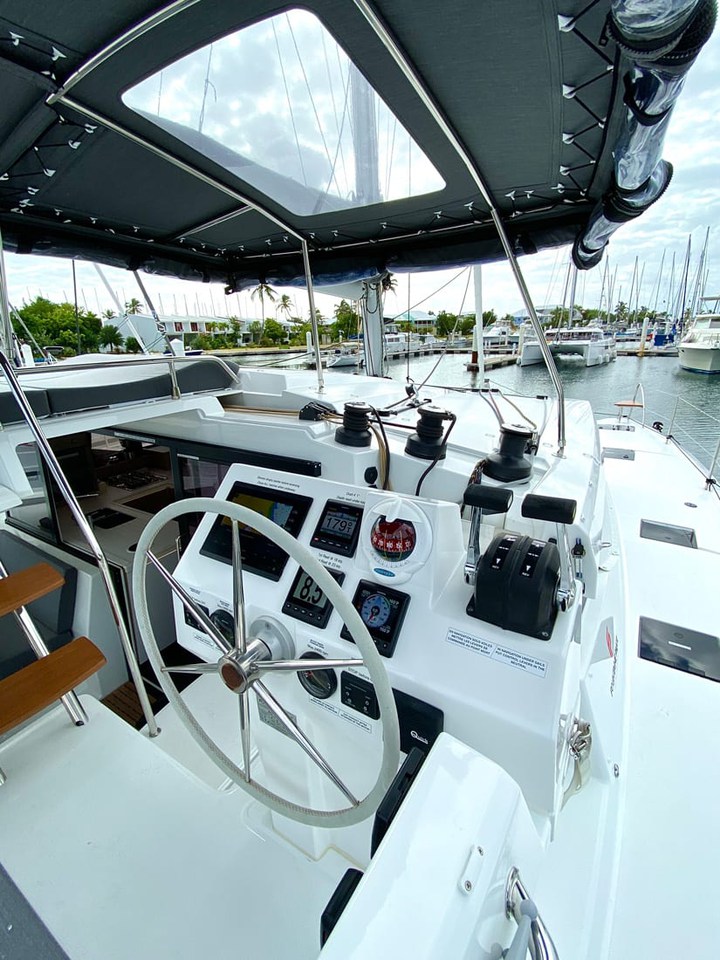 Fountaine Pajot Astrea 42 — photo 6