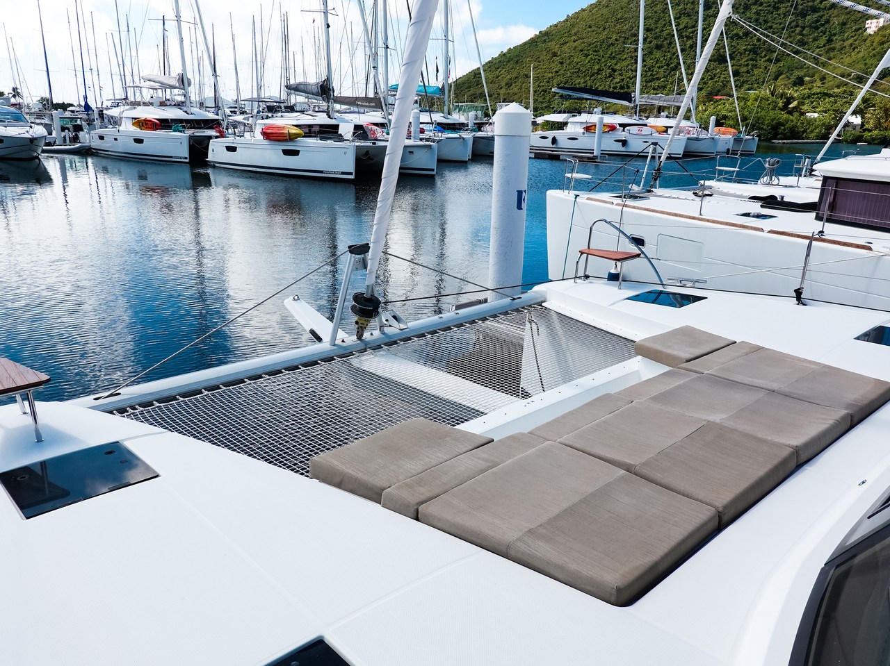 Fountaine Pajot Astrea 42 — photo 8