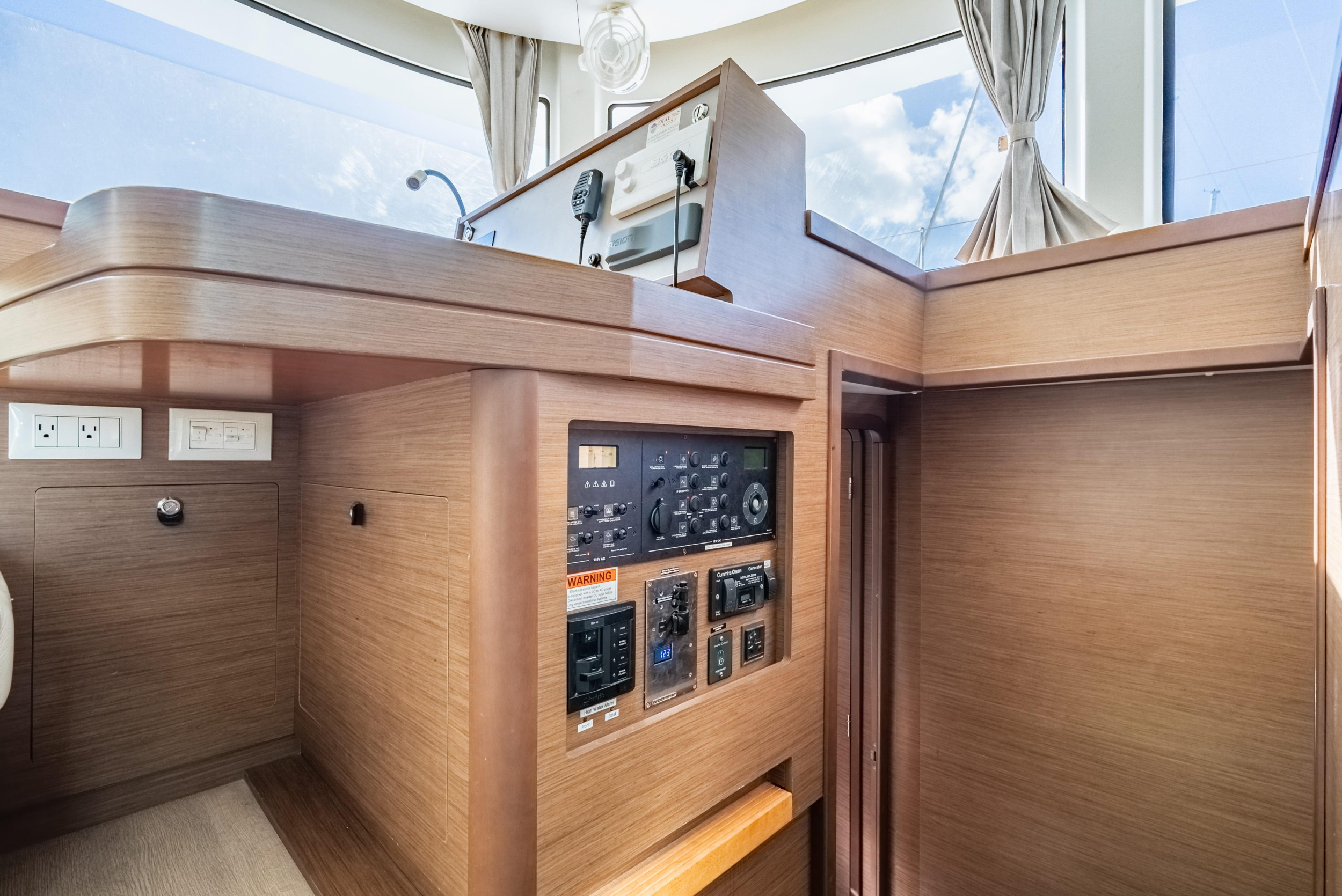 Lagoon 42 - 4 + 2 cab. — photo 23