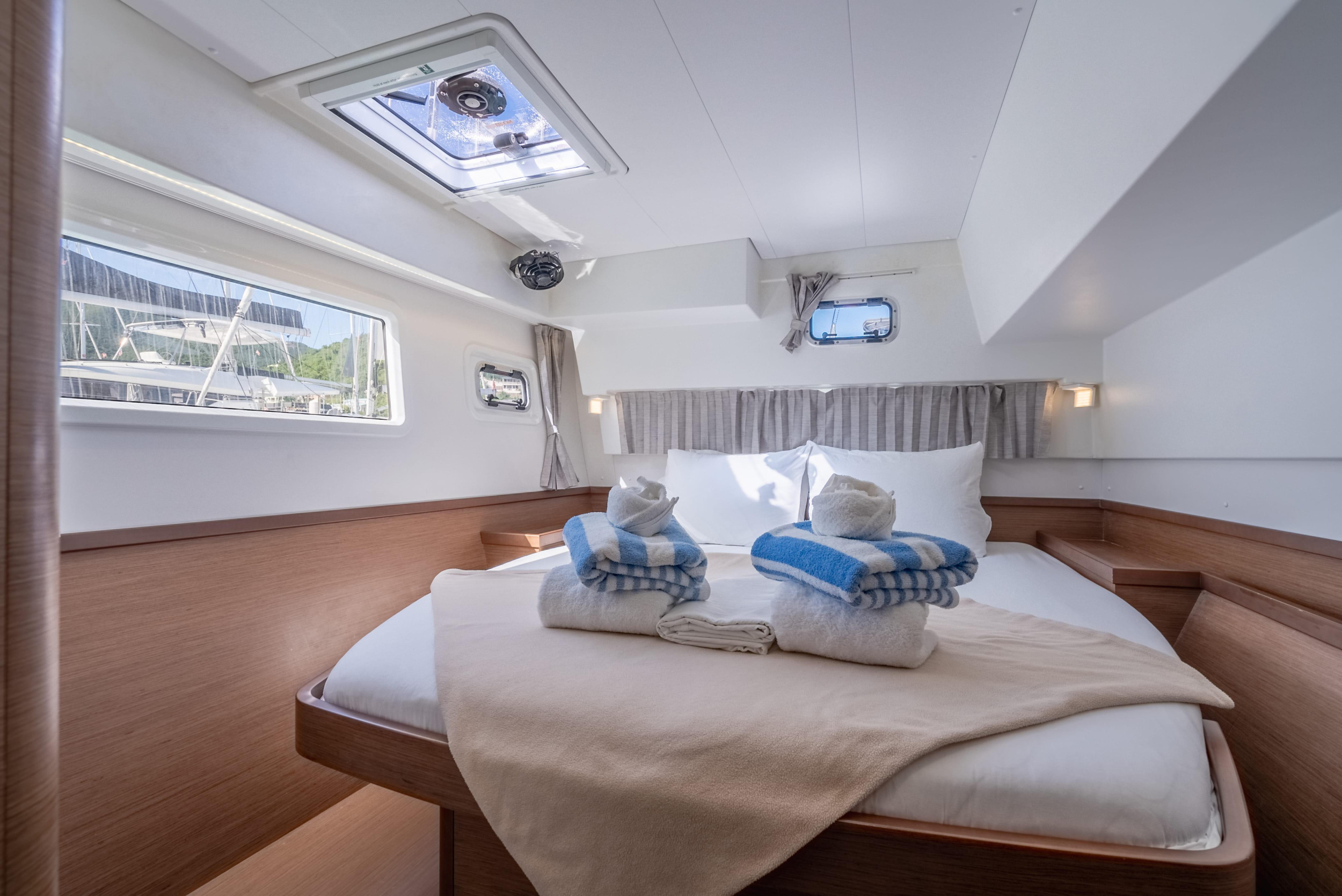 Lagoon 42 - 4 + 2 cab. — photo 26