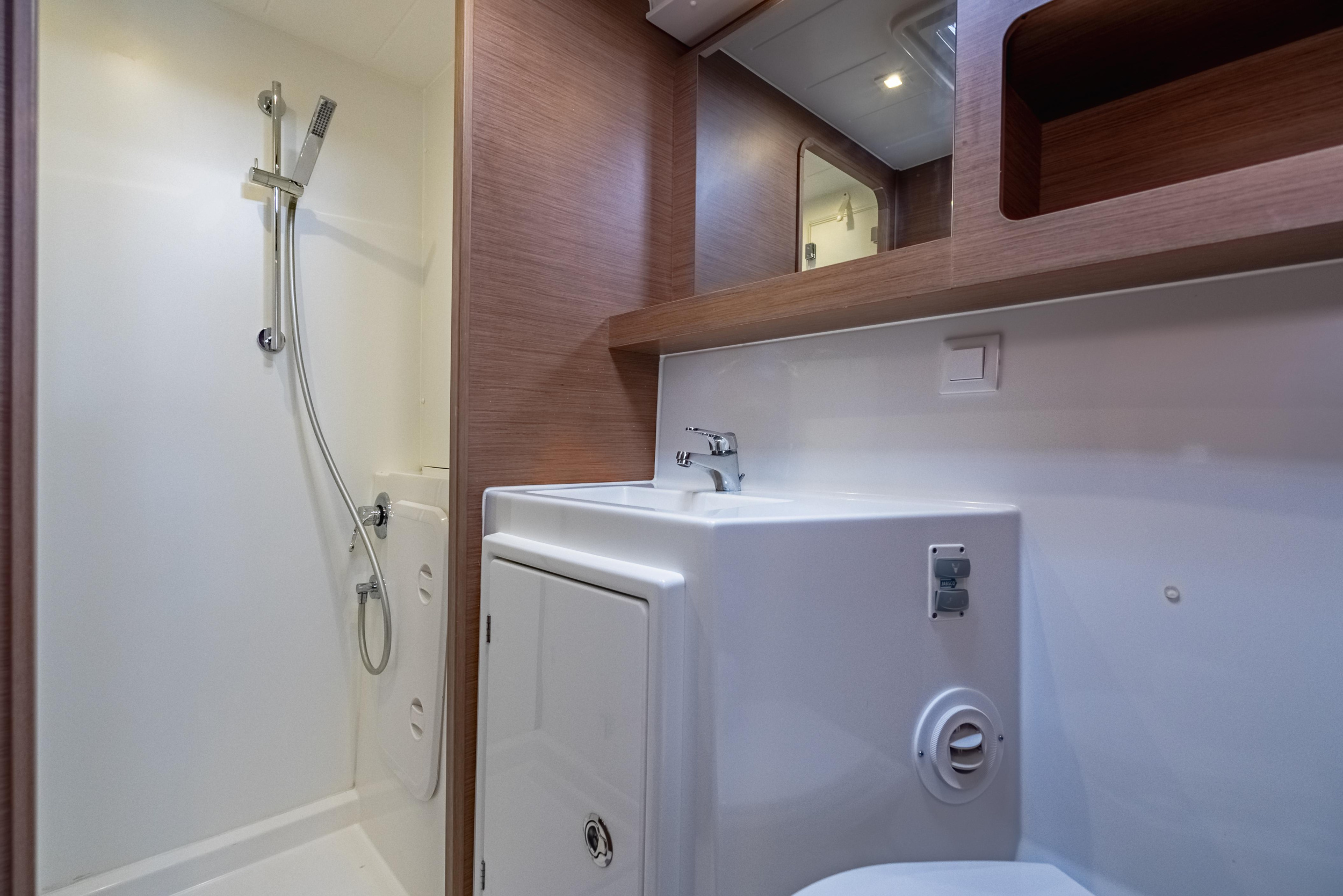 Lagoon 42 - 4 + 2 cab. — photo 31