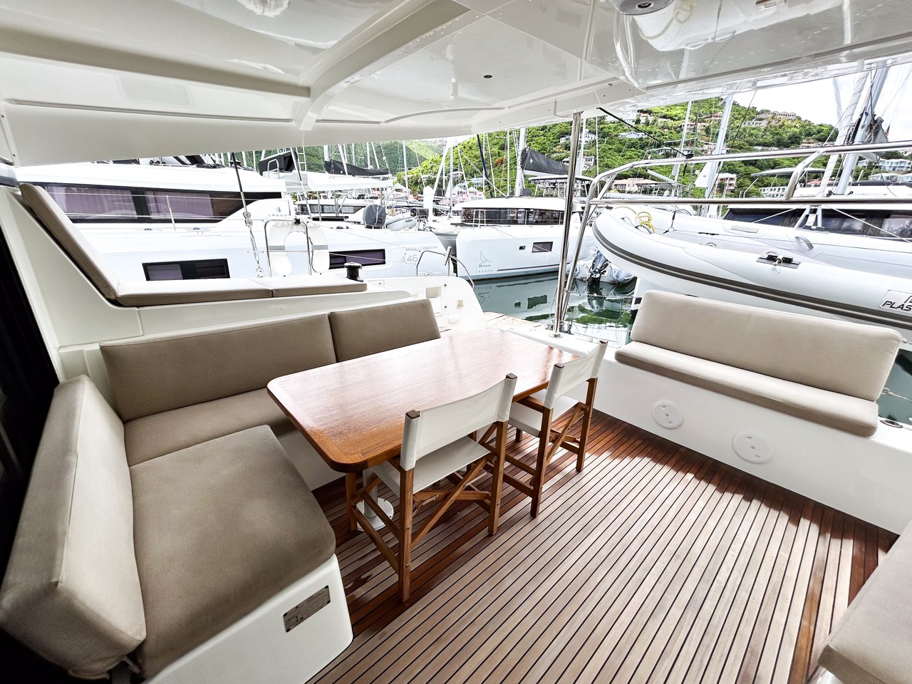 Lagoon 42 OW — photo 12