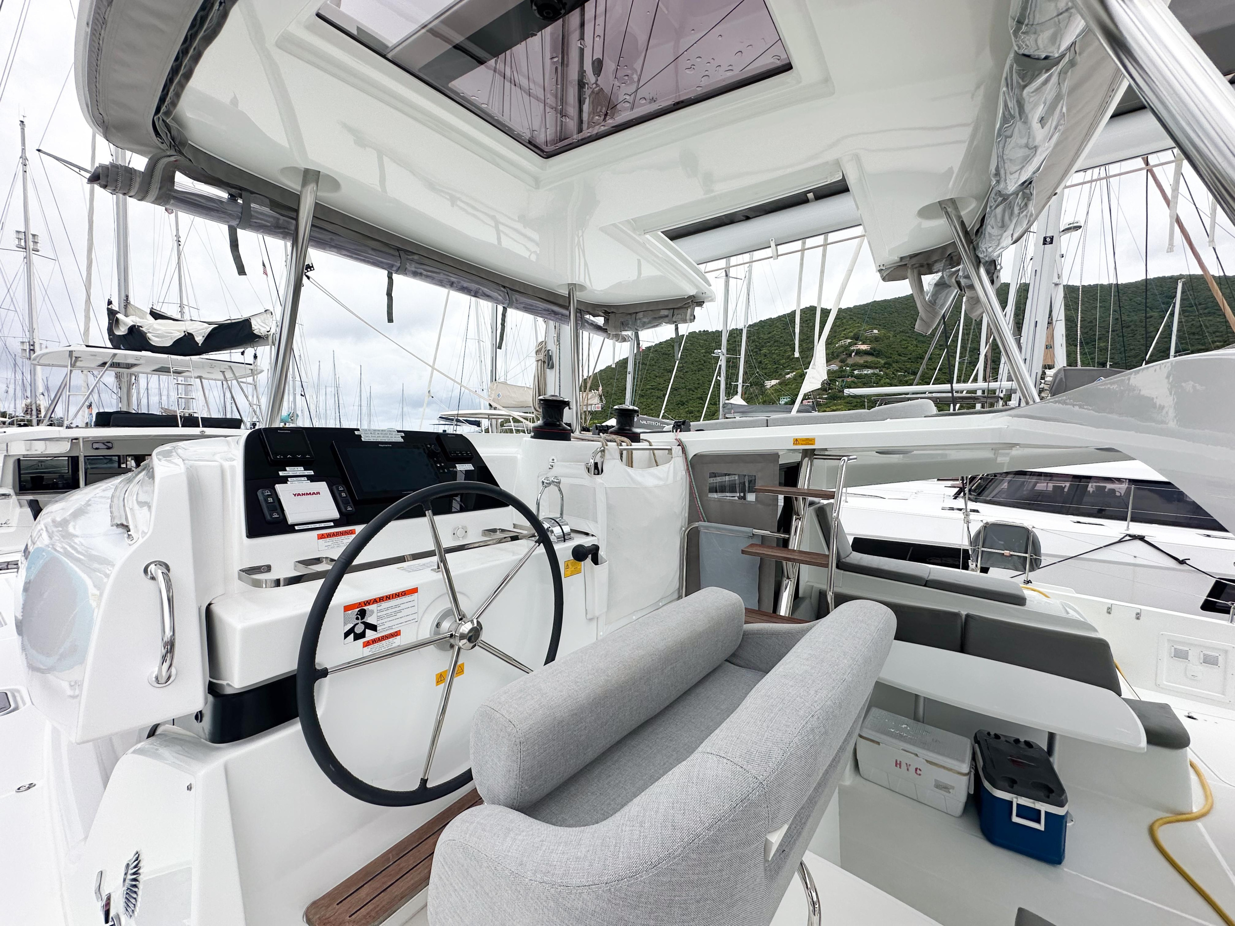 Lagoon 42 - 4 + 1 cab. — photo 12