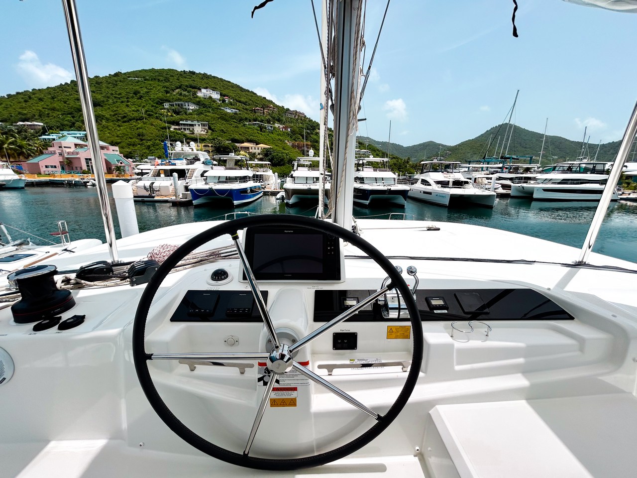 Lagoon 46 - 4 + 1 cab. — photo 14