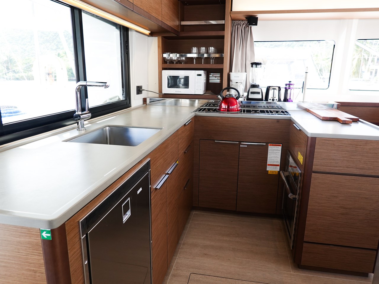 Lagoon 46 - 4 + 1 cab. — photo 23