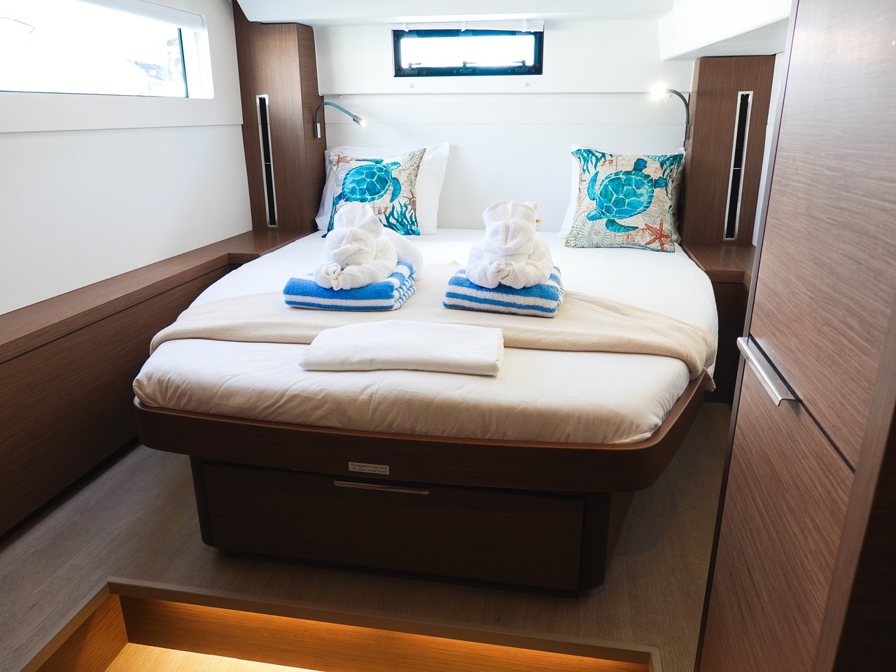 Lagoon 46 - 4 + 1 cab. — photo 25