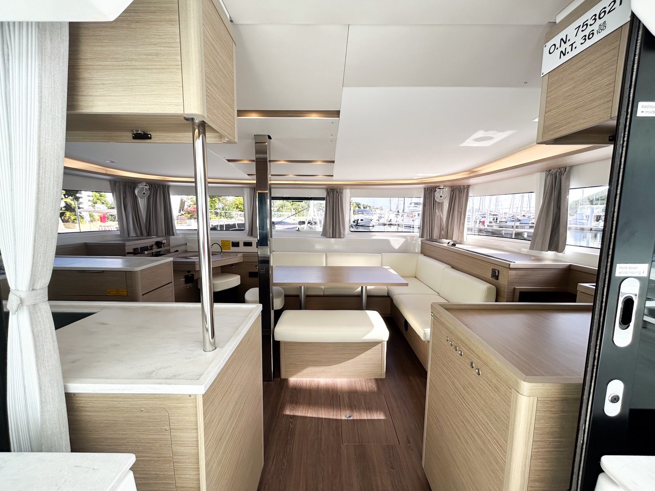 Lagoon 46 - 4 + 1 cab. — photo 15