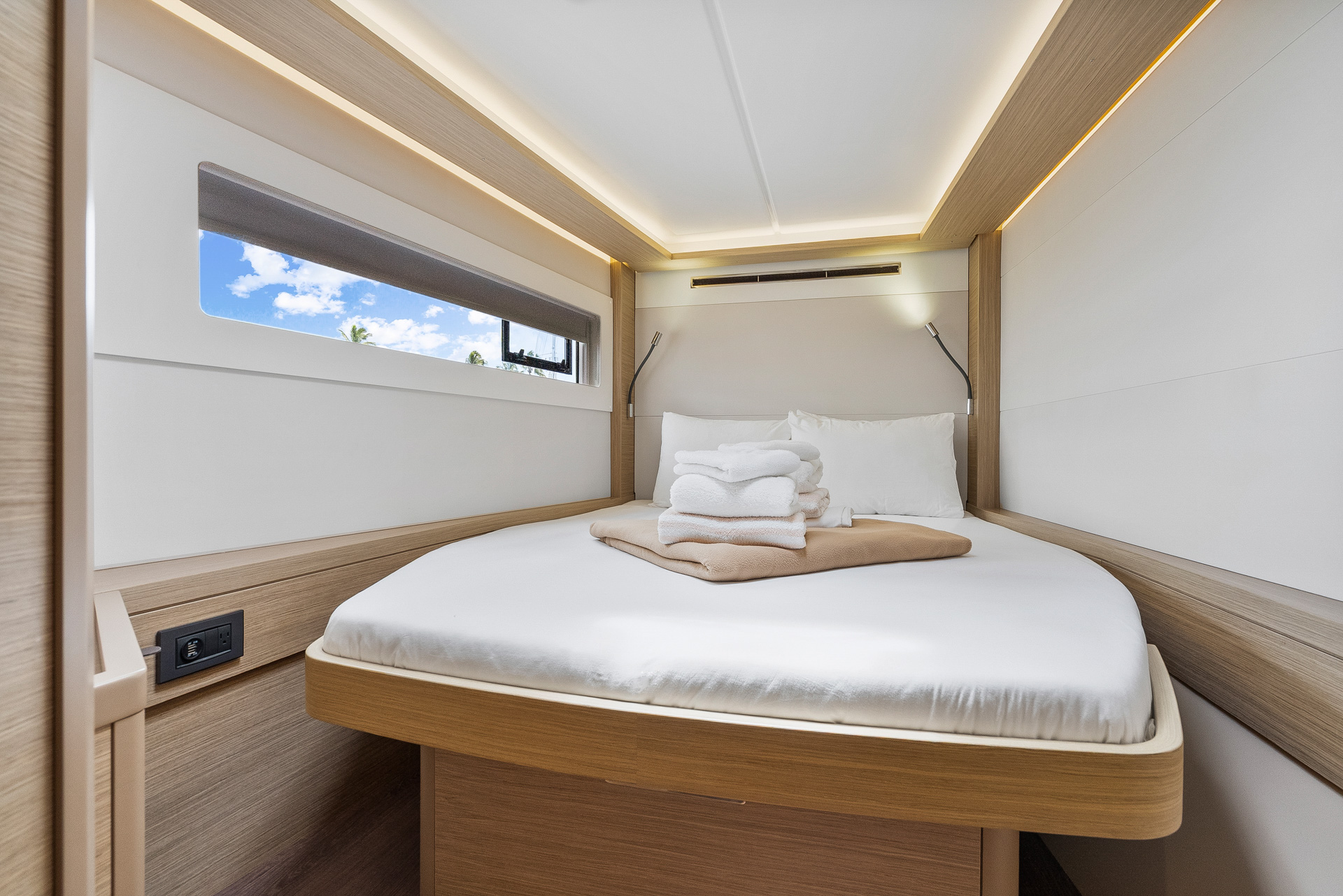 Lagoon 46 - 4 + 1 cab. — photo 19