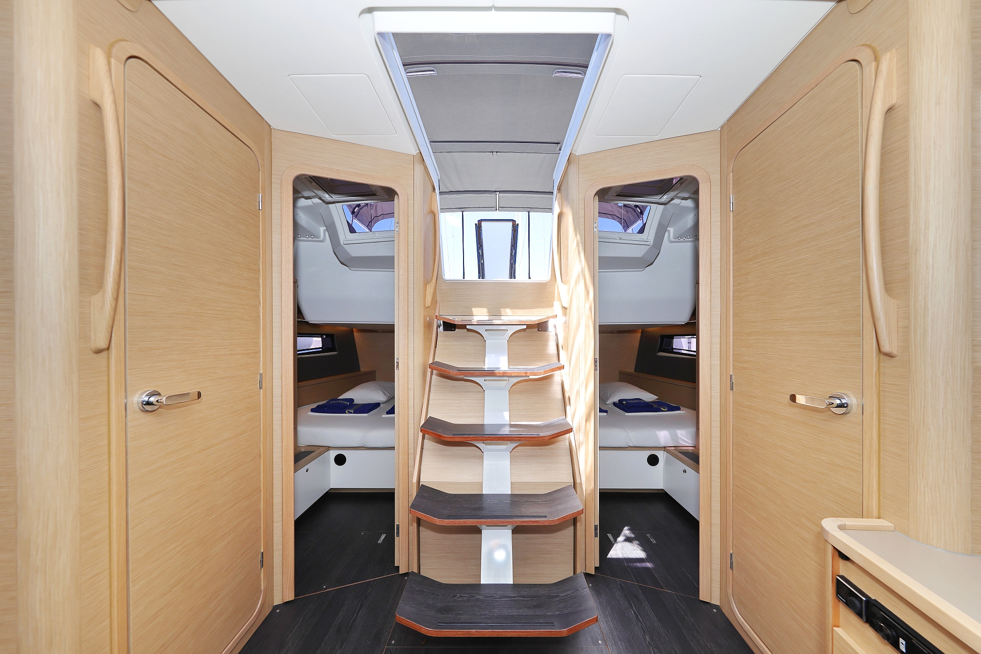 Dufour 44 - 4 cab — photo 12