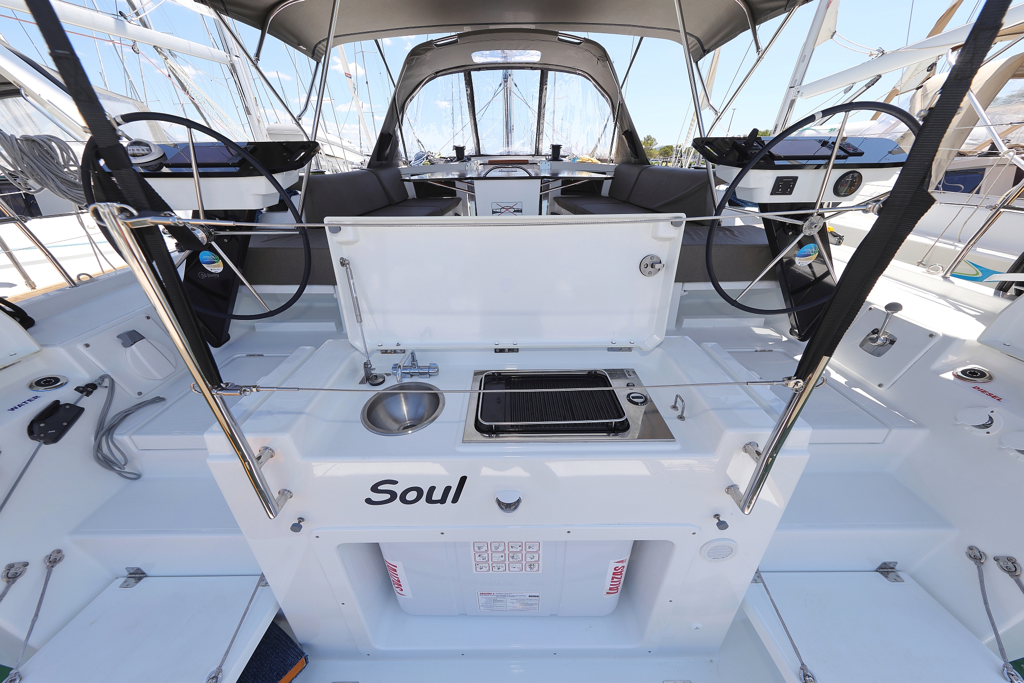 Dufour 44 - 4 cab — photo 9
