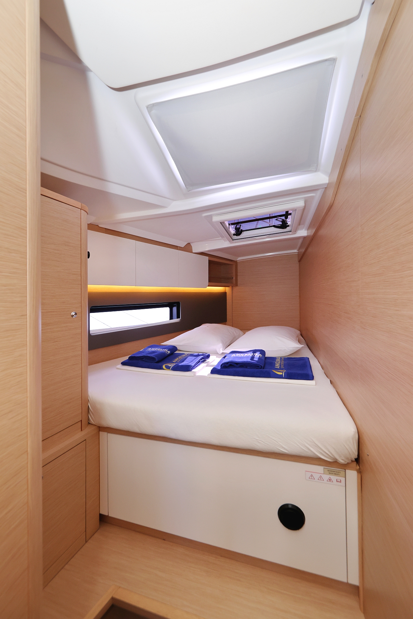 Dufour 44 - 4 cab — photo 25