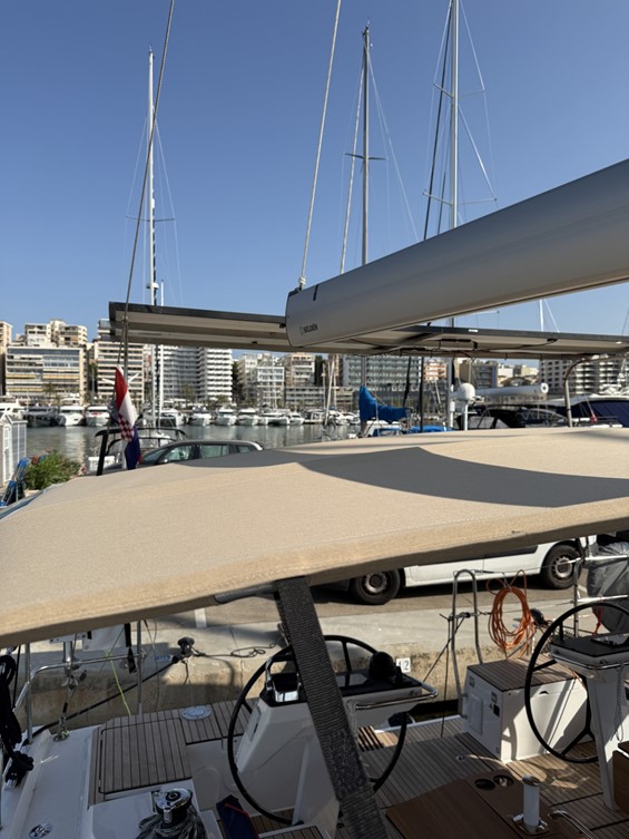 Bavaria C46 - 4 cab. — photo 21