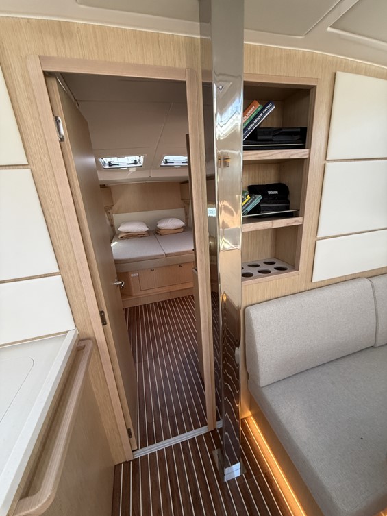 Bavaria C46 - 4 cab. — photo 8