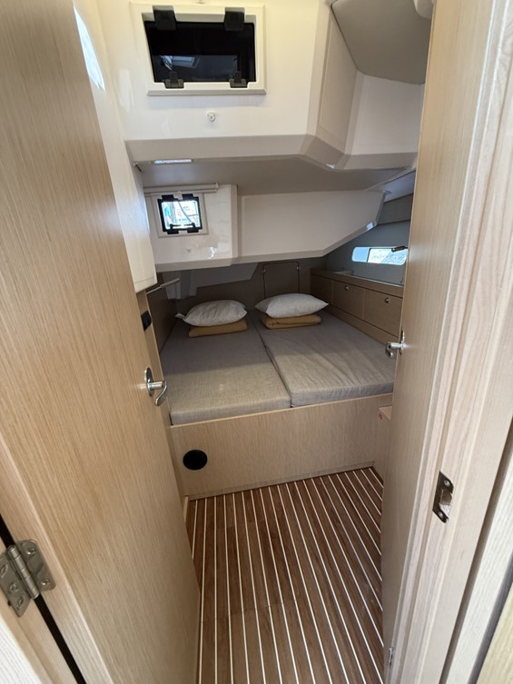Bavaria C46 - 4 cab. — photo 12