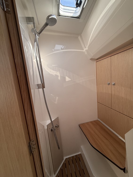 Bavaria C46 - 4 cab. — photo 13