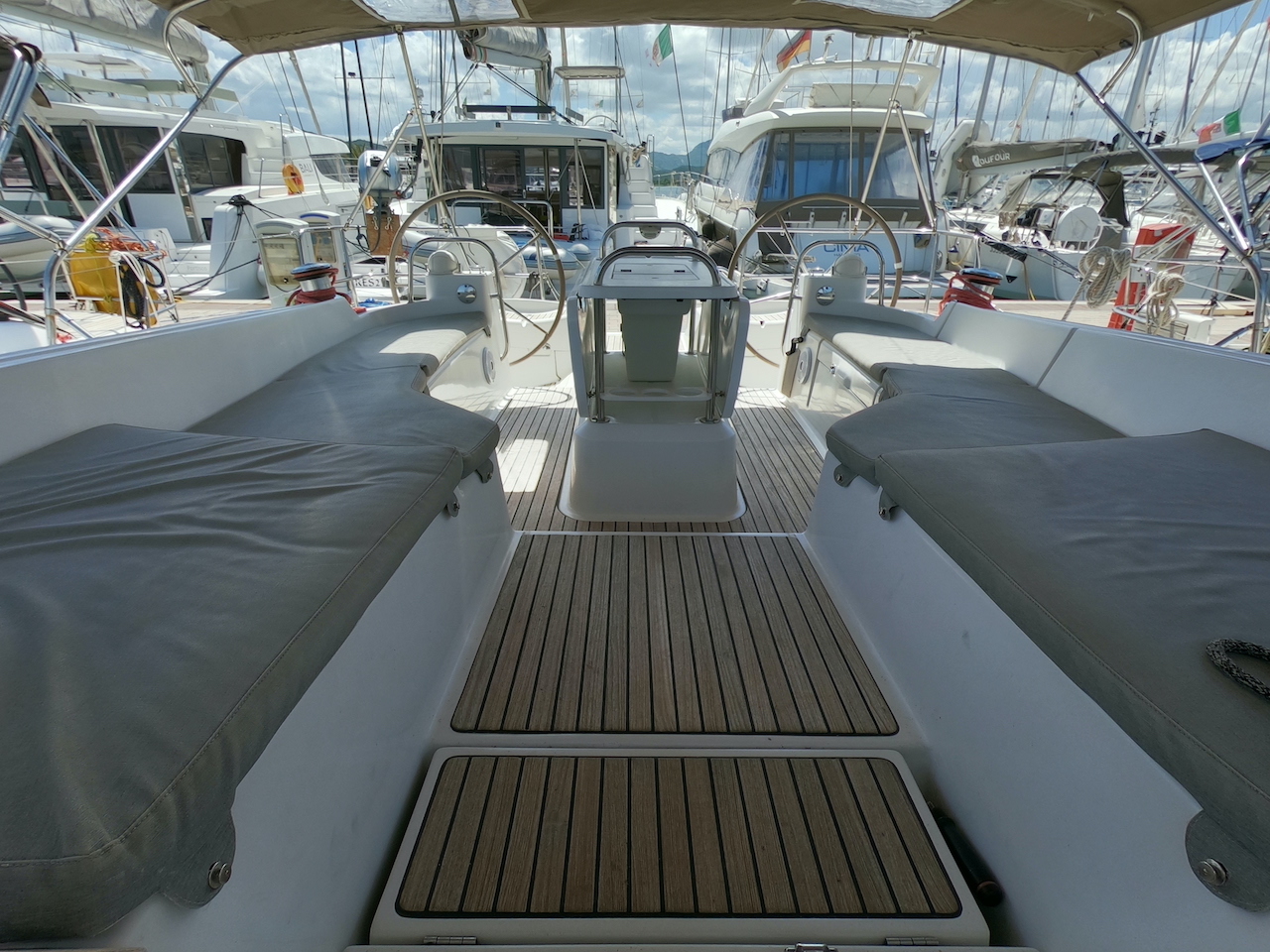 Jeanneau 53 - 5 + 1 cab. — photo 12