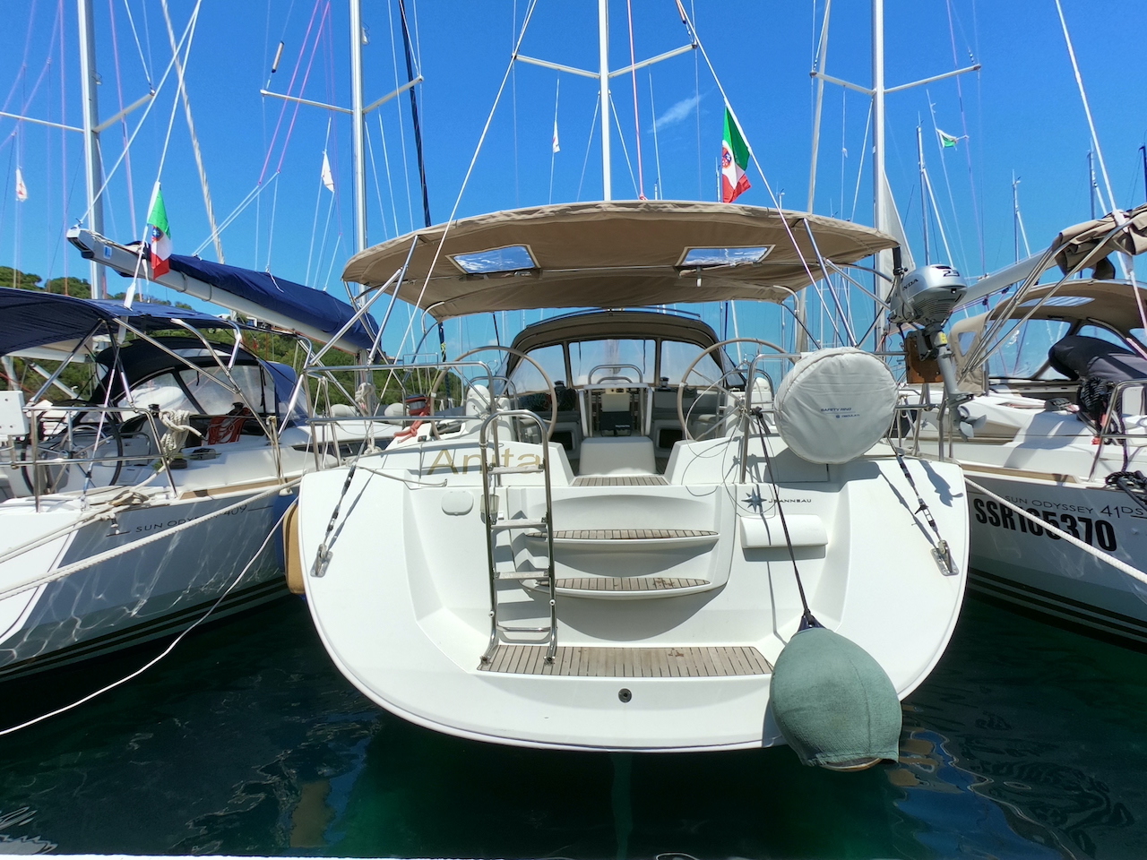 Jeanneau 53 - 5 + 1 cab. — photo 18