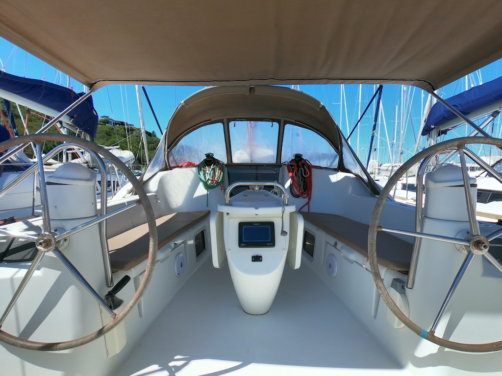Sun Odyssey 42i — photo 9