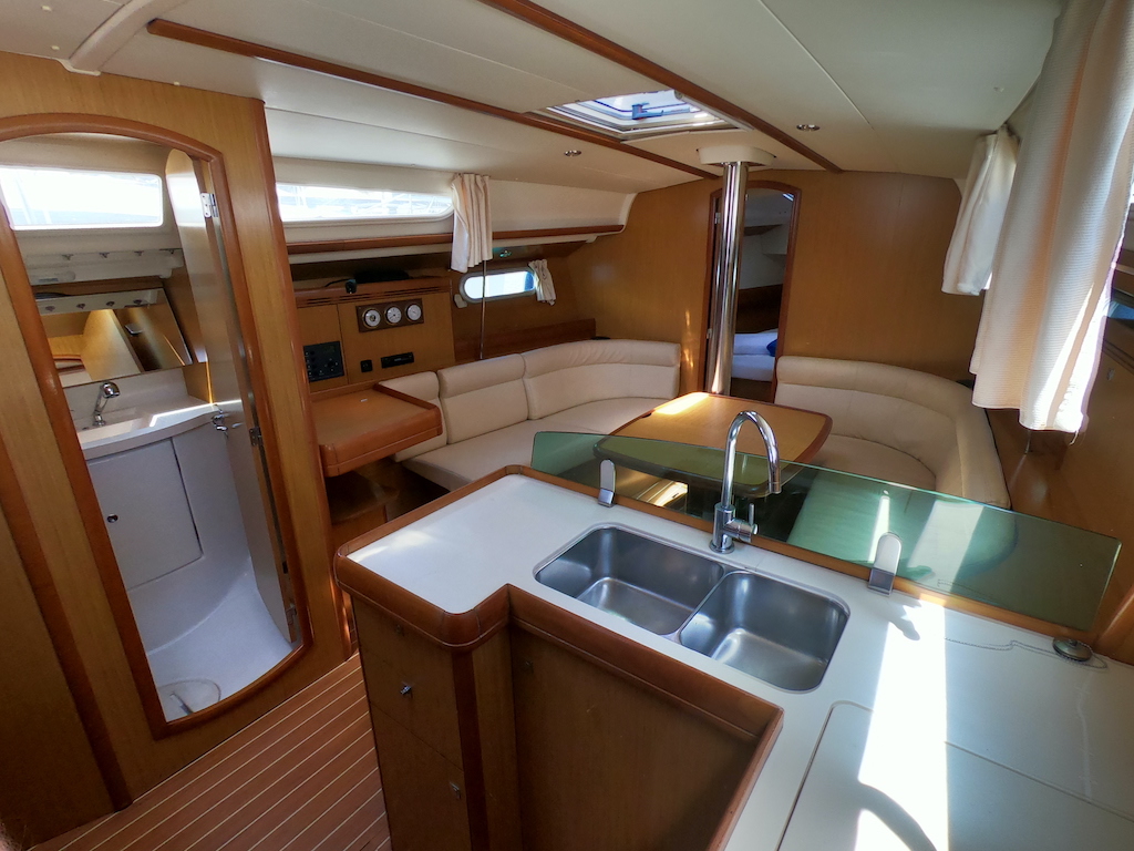 Sun Odyssey 39i — photo 4