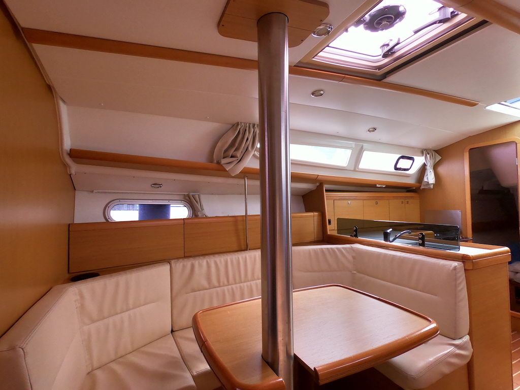 Sun Odyssey 36i Performance — photo 11