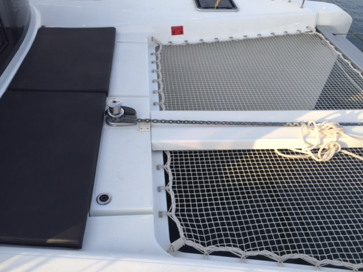 Lagoon 40 - 4 + 2 cab — photo 4