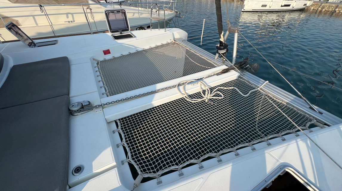 Lagoon 40 - 4 + 2 cab — photo 6