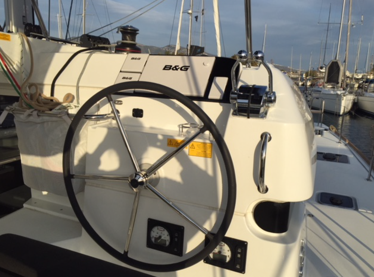 Lagoon 40 - 4 + 2 cab — photo 23