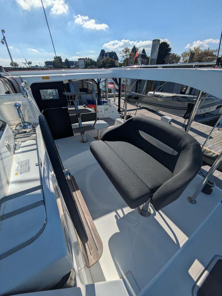 Lagoon 42 - 4 + 2 cab. — photo 6