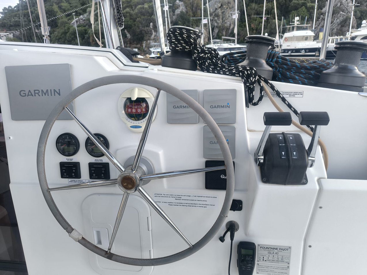 Fountaine Pajot Isla 40 - 4 + 1 cab. — photo 16