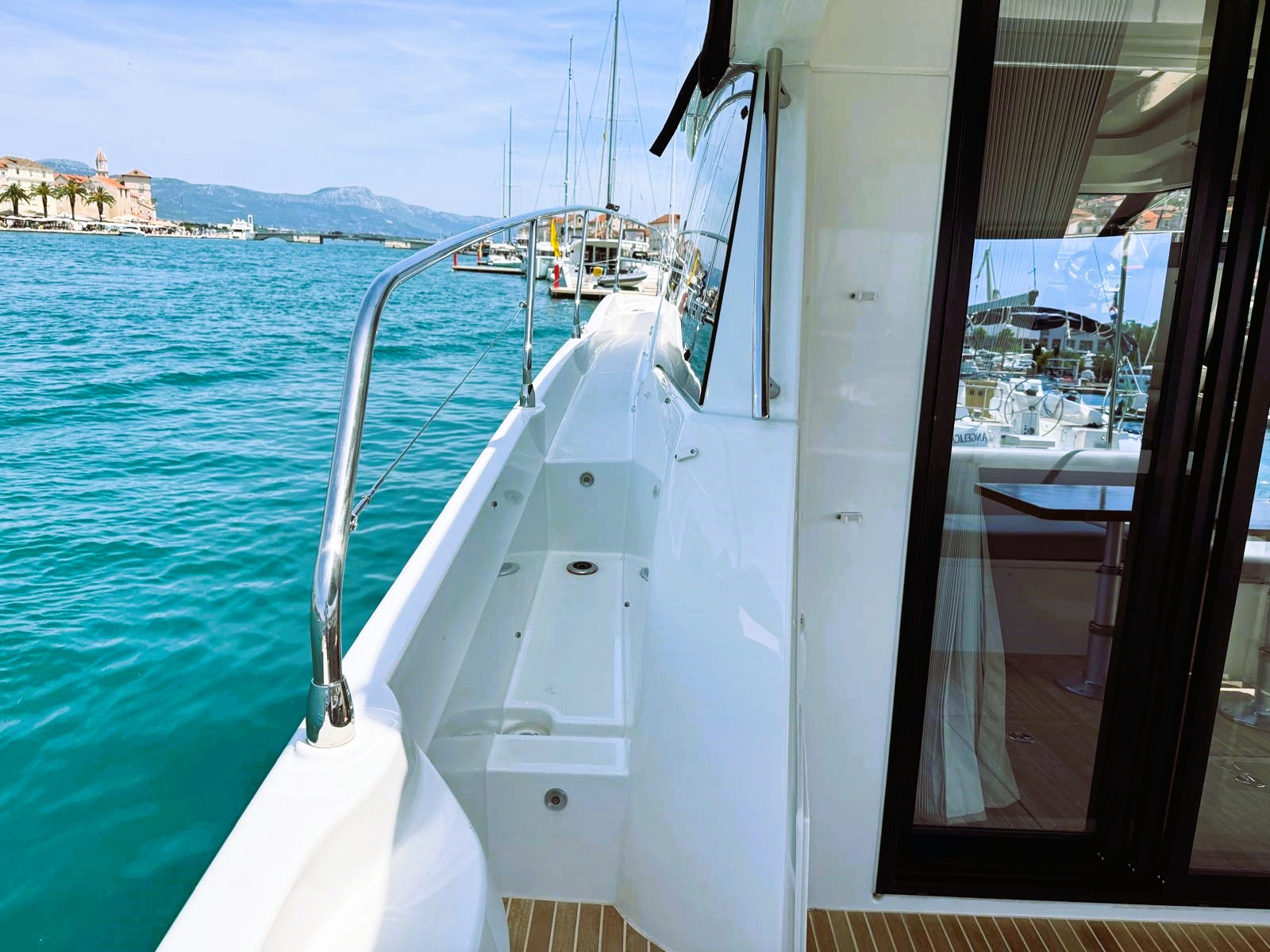 Prestige 420S — photo 17