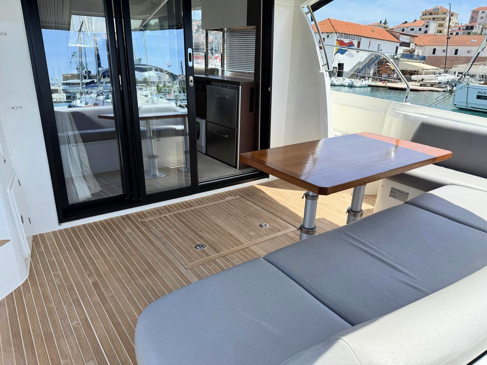 Prestige 420S — photo 19