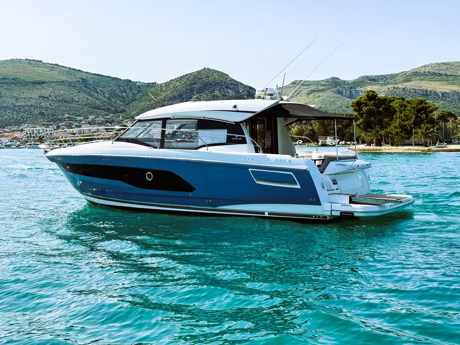 Prestige 420S — photo 22