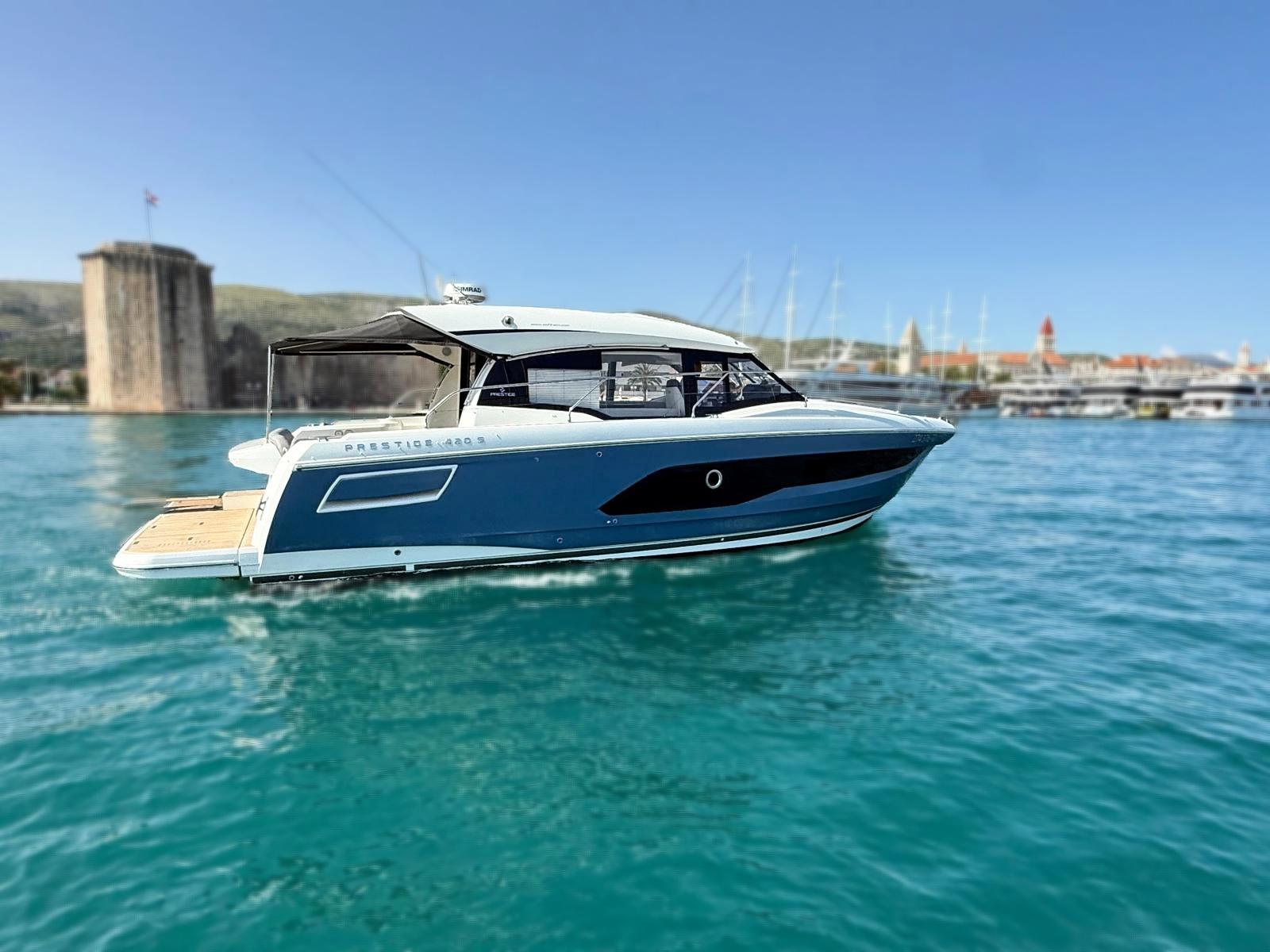 Prestige 420S — photo 23