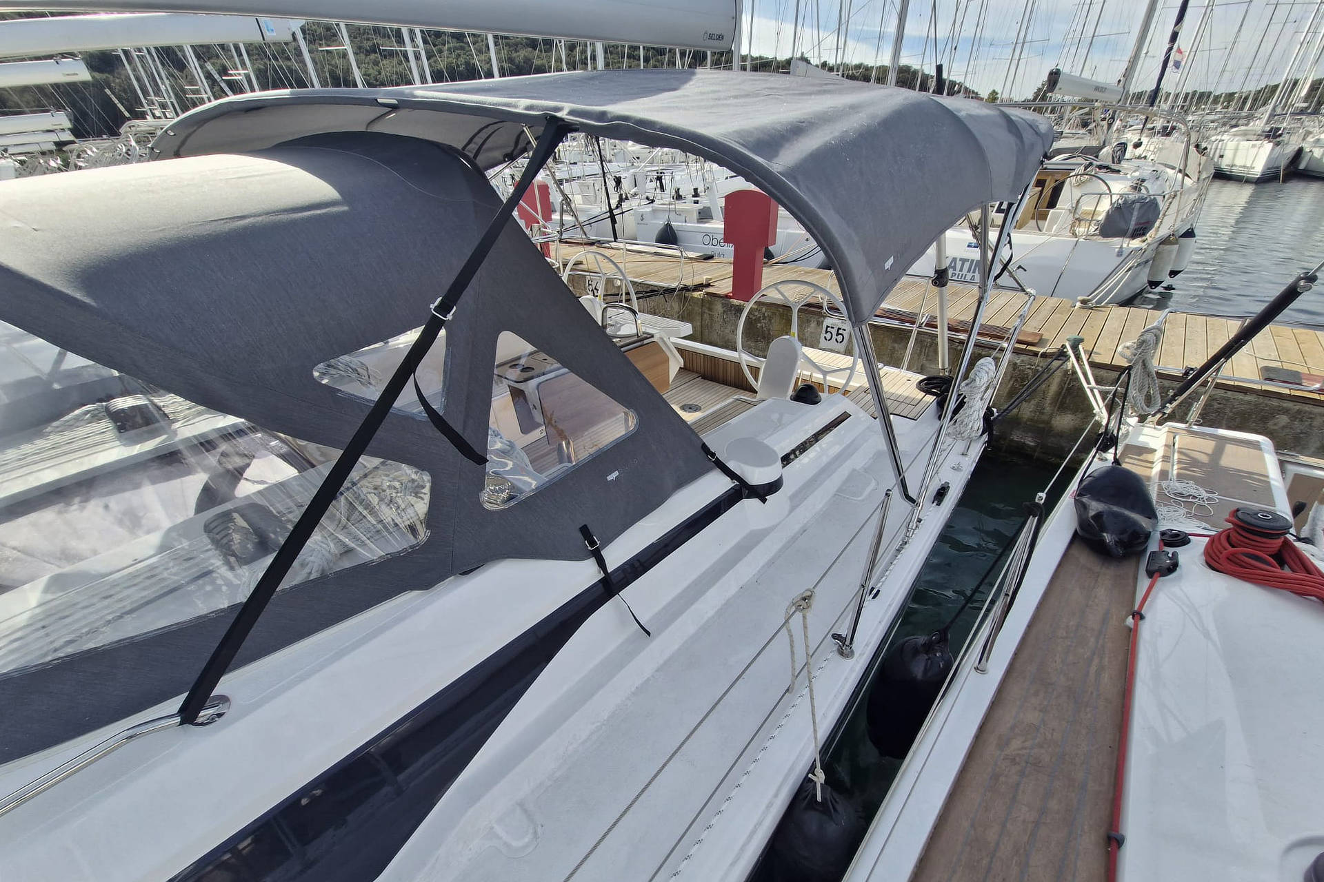 Bavaria C38 — photo 6