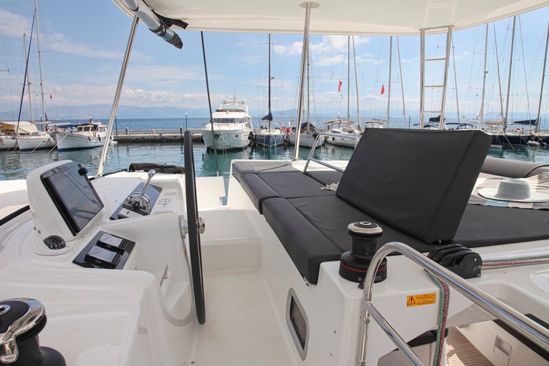 Lagoon 46 - 4 + 2 cab. — photo 7