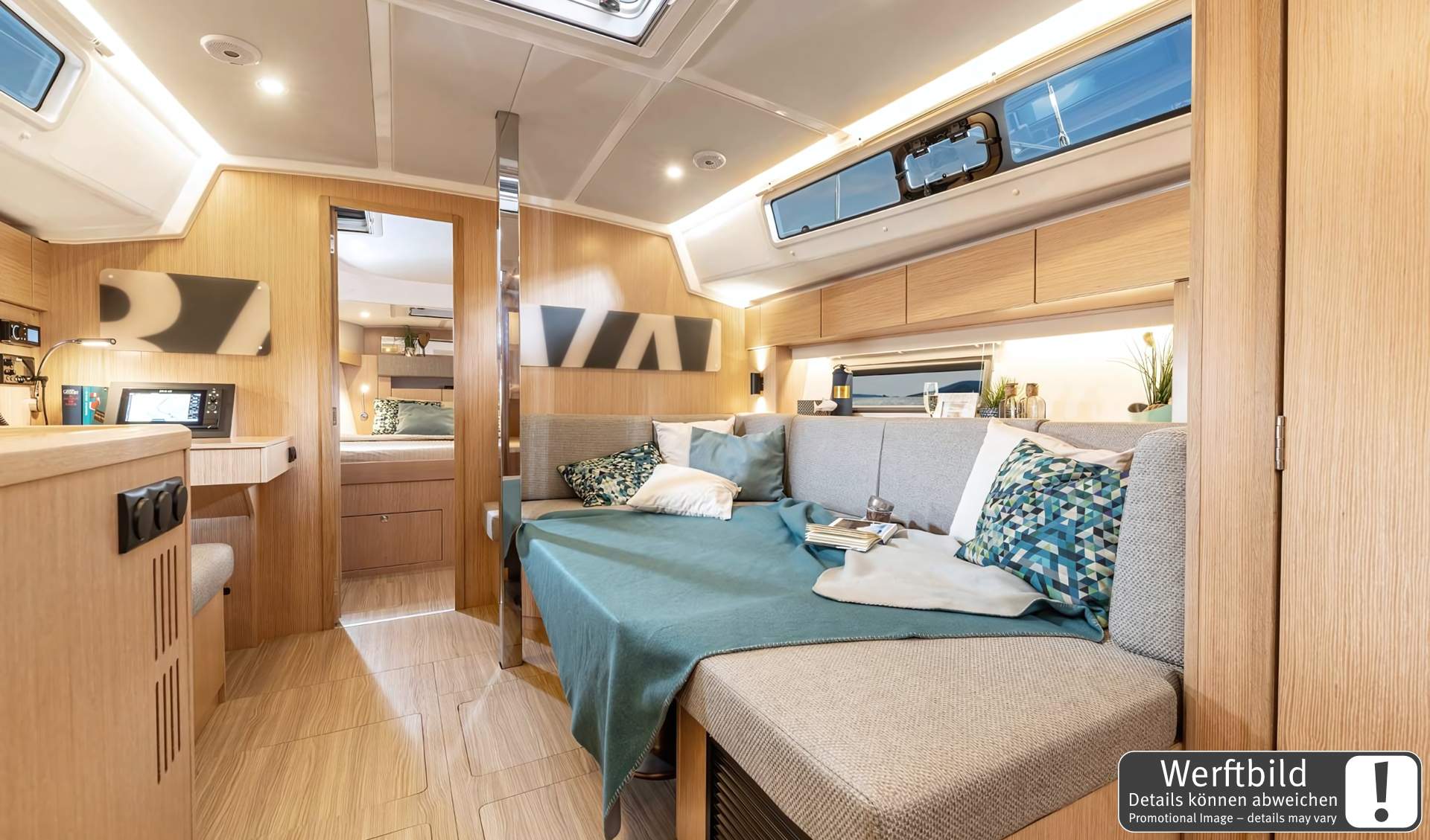 Bavaria C38 — photo 6